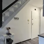 Apartamento Duplex, 10 Min To Center, Free Parking