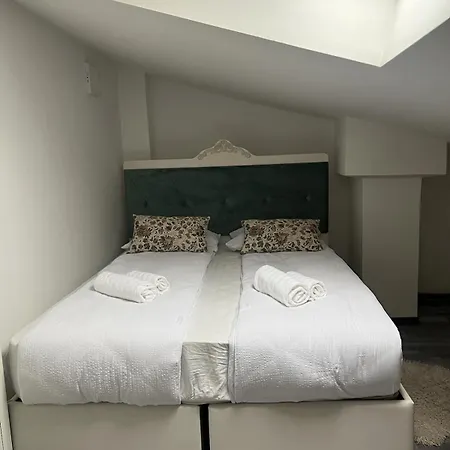Daire Duplex, 10 Min To Center, Free Parking *