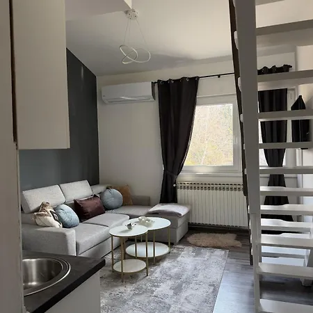 Duplex, 10 Min To Center, Free Parking Saraybosna