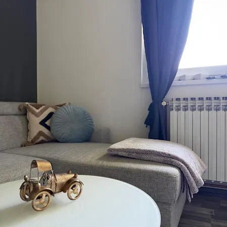 Daire Duplex, 10 Min To Center, Free Parking